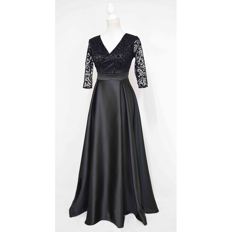 Rochie dama lunga clos cu broderie catifelata - www.naturasanat.ro