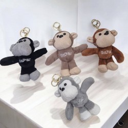 Breloc de plus engros...